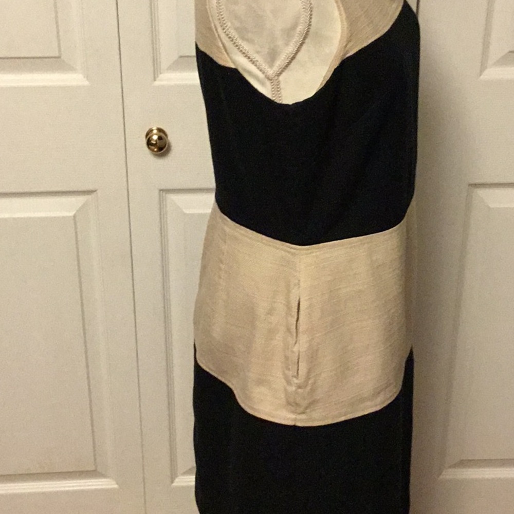 Banana Republic Black and Cream Sheath Dress Sleeveless Mini - Picture 2 of 8